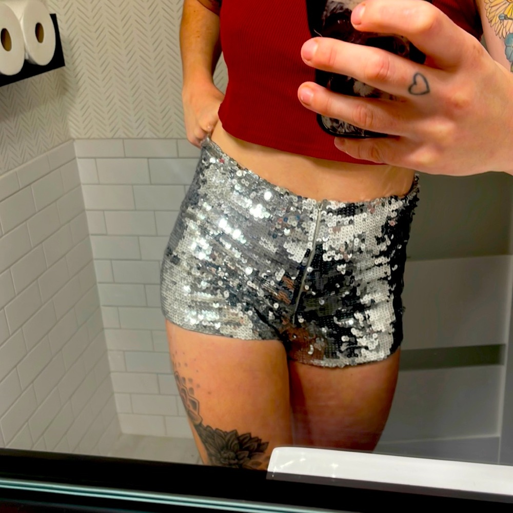 Sparkle hot pants